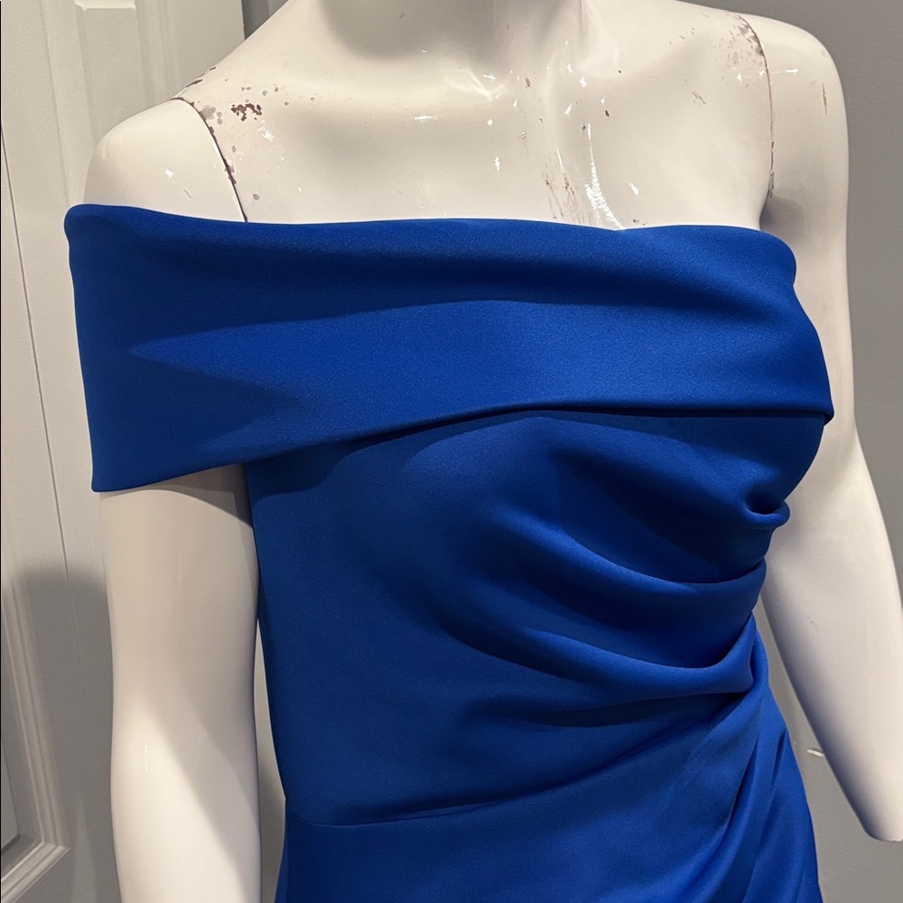 NWOT Eliza J off shoulder cobalt scuba gown - Picture 3 of 12